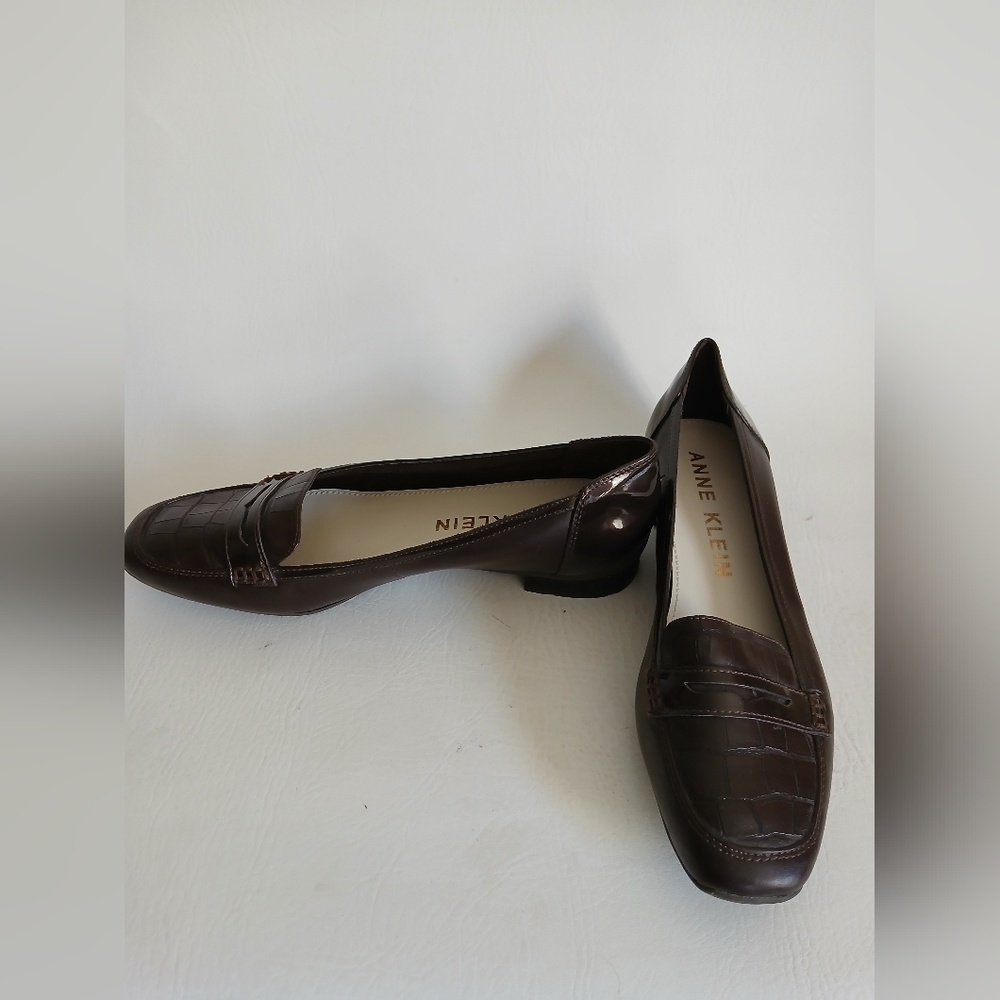 Anne Klein Iflex Brown Faux Leather Loafers for Women Sz10M